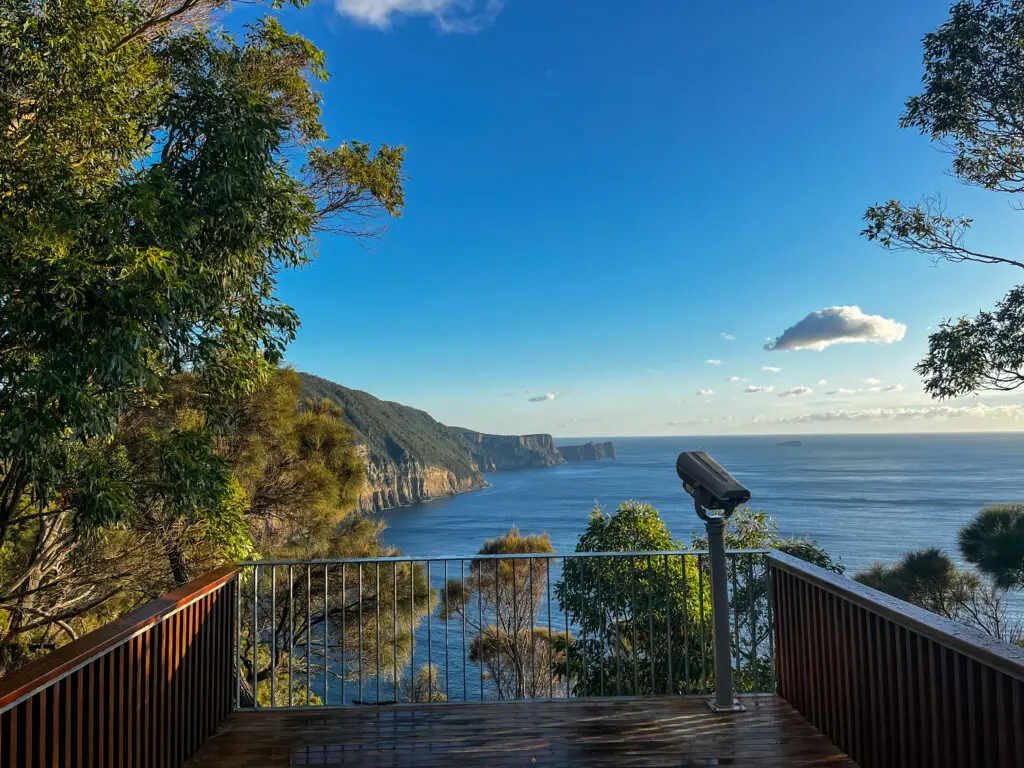 tunning coastal cliffs on the Three Capes Track in Tasmania